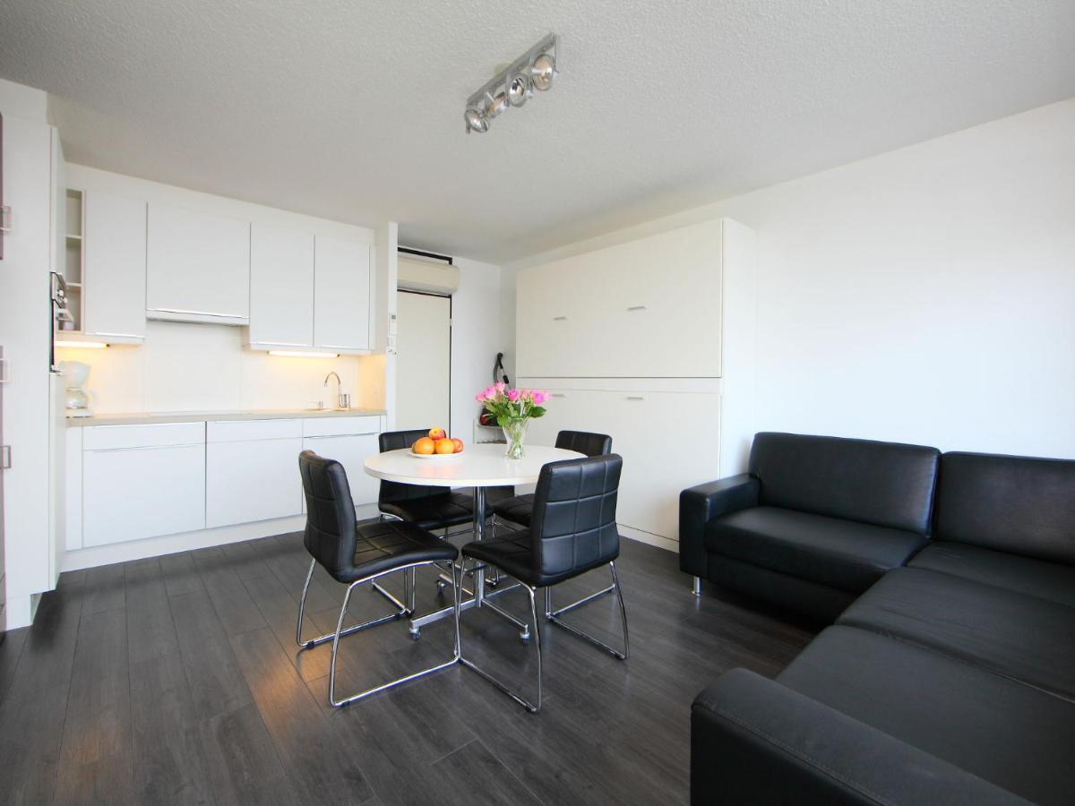 Studio Studio Met Garage By Interhome Bredene Bagian luar foto